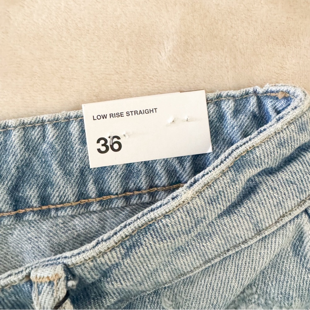Low Rise Straight‎ Leg Ripped Jeans Size 4 - Picture 8 of 9